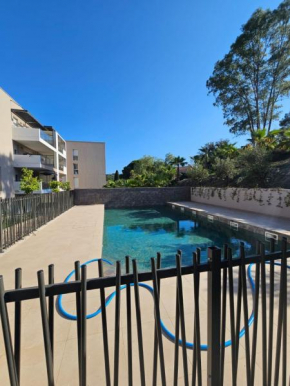 Apartment of standing with swimming pool